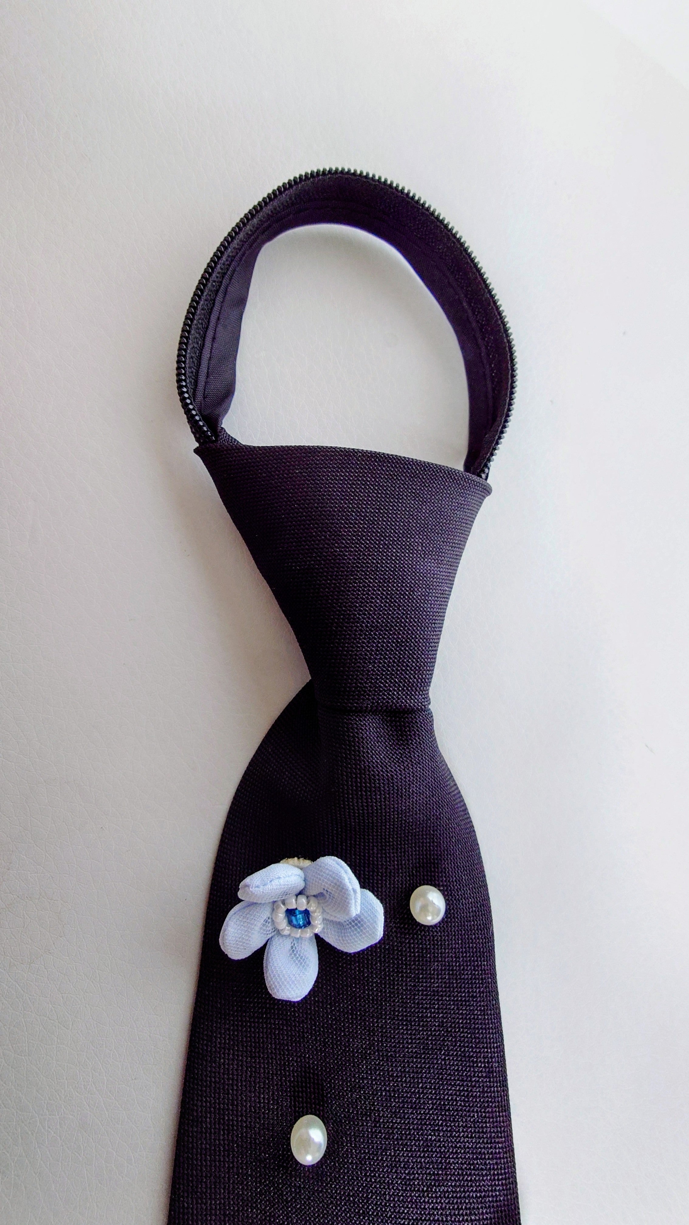 Fleur bleue - Cravate coréenne féminine et fleurie